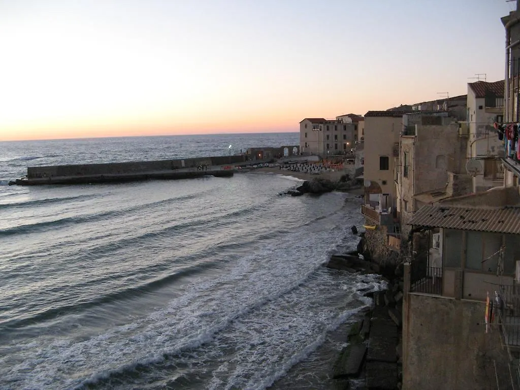 Appartement Il Dono Di Atena Cefalù Italie