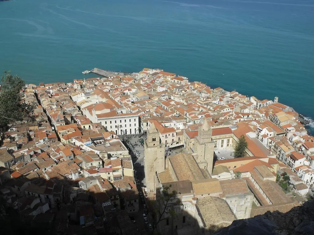 Il Dono Di Atena Cefalù 0*,